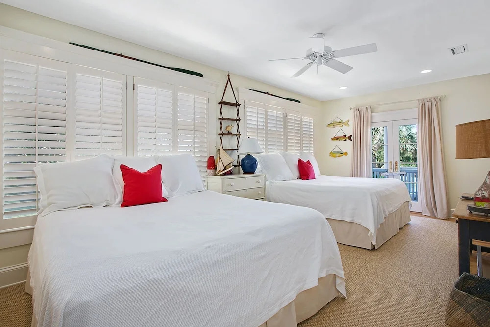 4201 10th Street by Hodnett Cooper