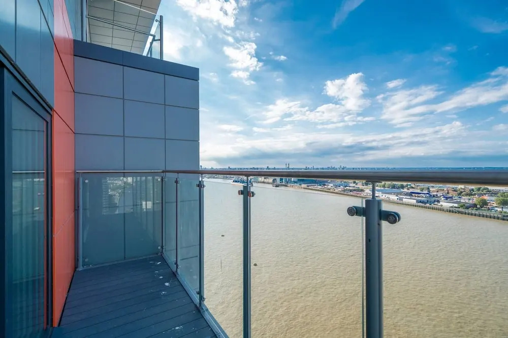 Skyvillion 2 Bed Apt London Excel O2 Arena