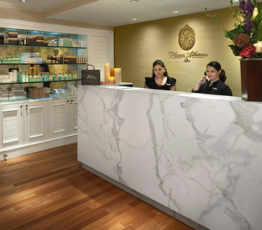 Hotel Plaza Athenee
