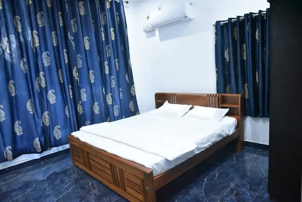 Ramchitras Home Stay