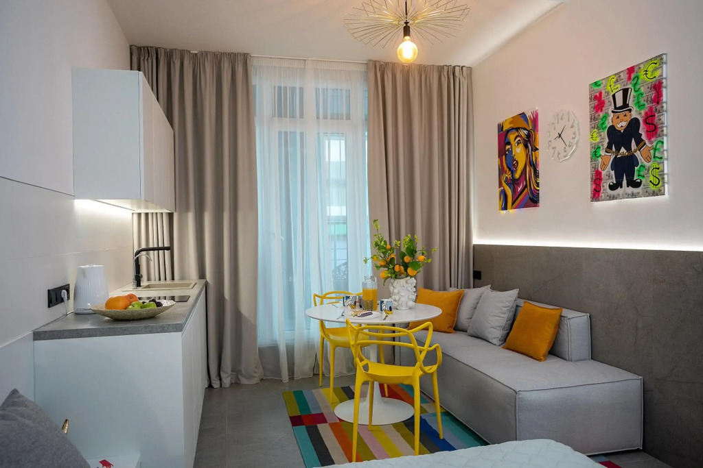 Twin studio apartments in the center near Most City