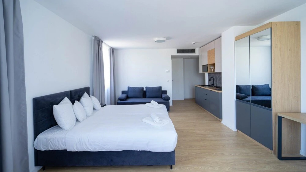 Milo Aparthotel