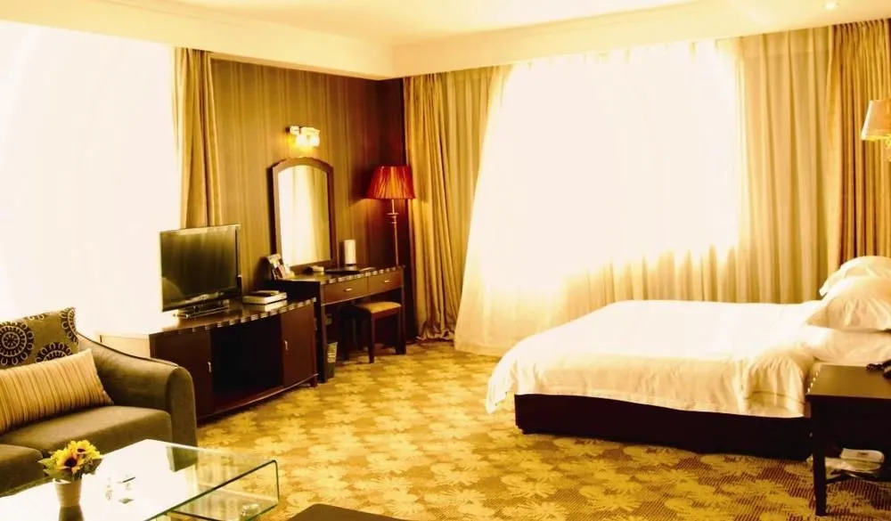 Modern City Inn