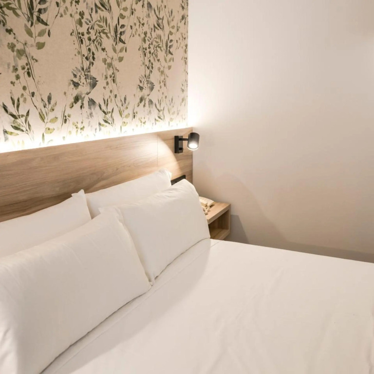 Hotel Piramide