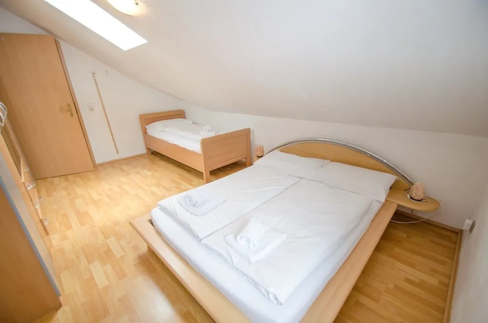 Apartment 3-room-maisonette