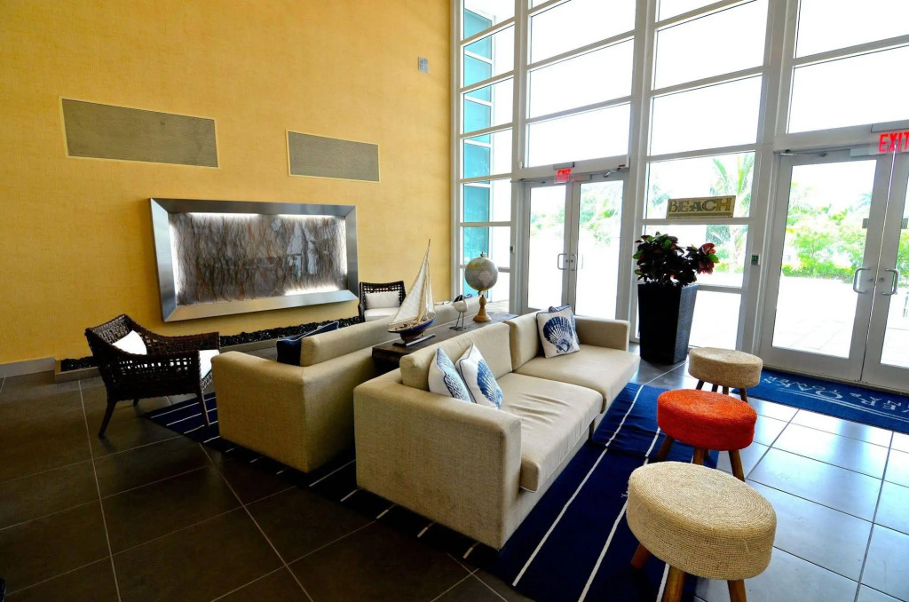 Riviera Luxury Living at River Oaks Marina and Tower