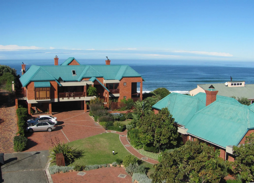 Dolphin Dunes Guesthouse