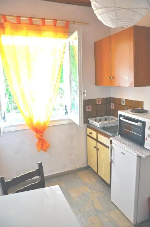 Helens apartments and studios