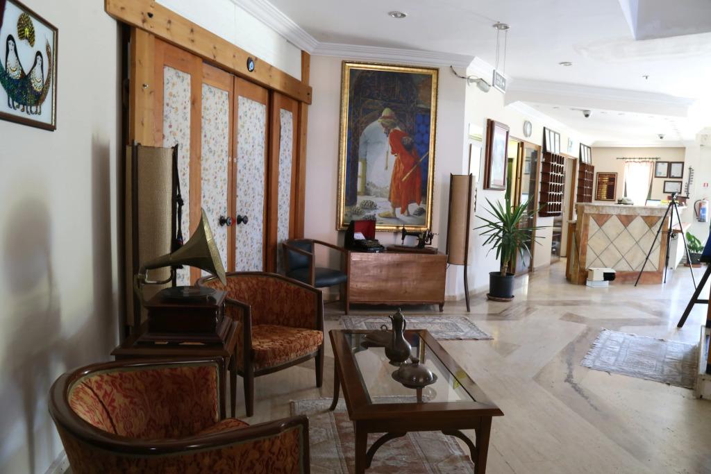 Harman Hotel