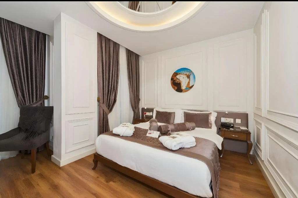 Darkmen Hotel 2