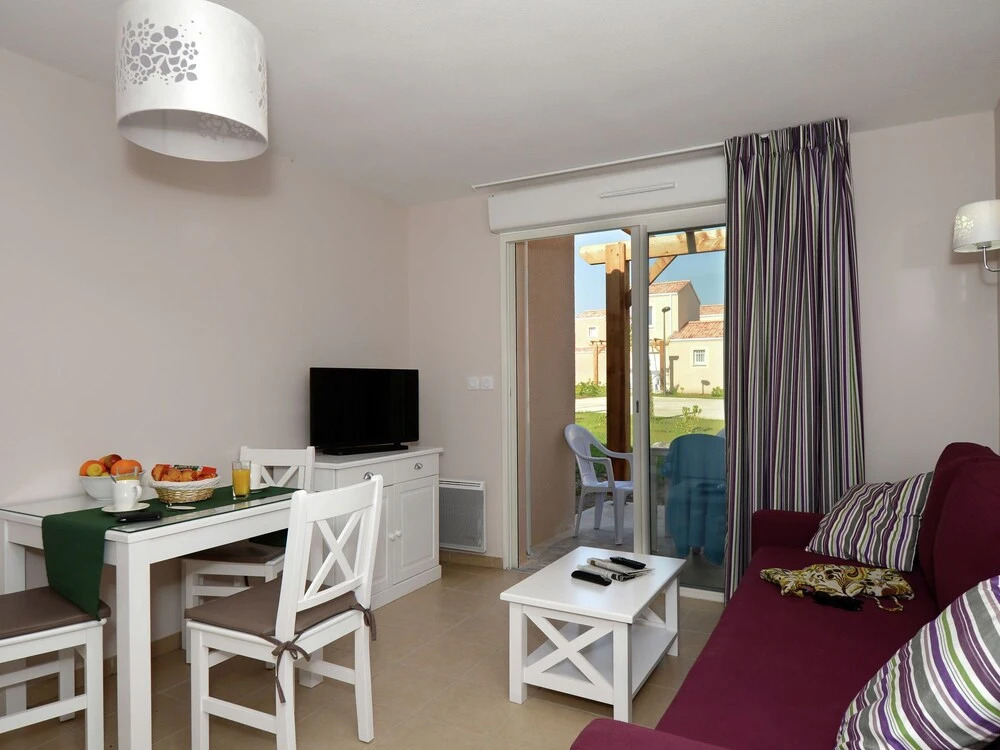 Cozy Apartment With Terrace, Located in Quiet Surroundings
