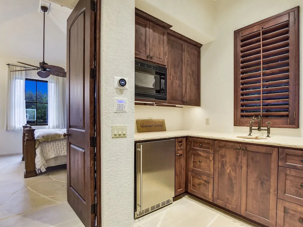 Brandon House #143476 - 5 Br Estate