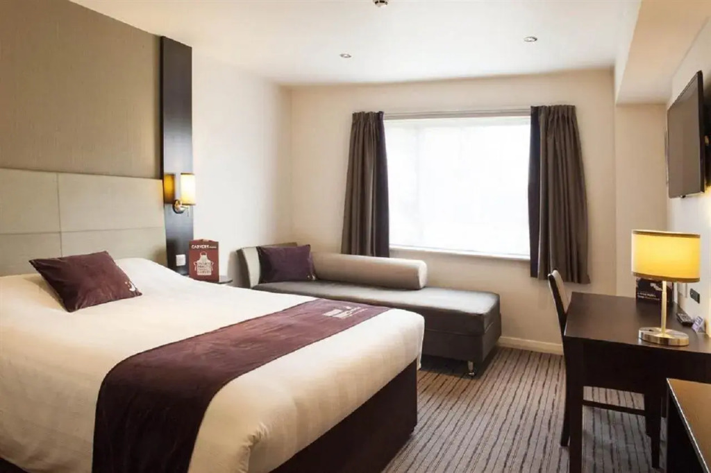 Отель Premier Inn London Holborn