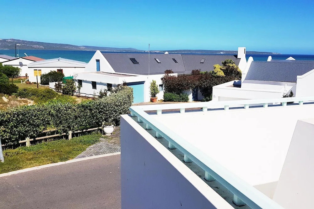99 Steps, Langebaan, 8-sleeper