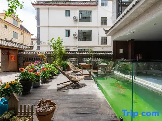 Wanning | Slow Time · Villa Snow Mountain View Resort Courtyard-Style Hotel (Lijiang Shuhe Old Town)