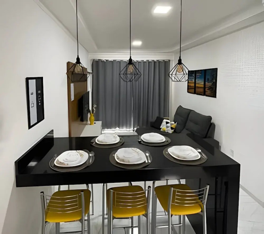 Apto charmoso, 2 quartos com PISCINA em Taperapuãn, A/C