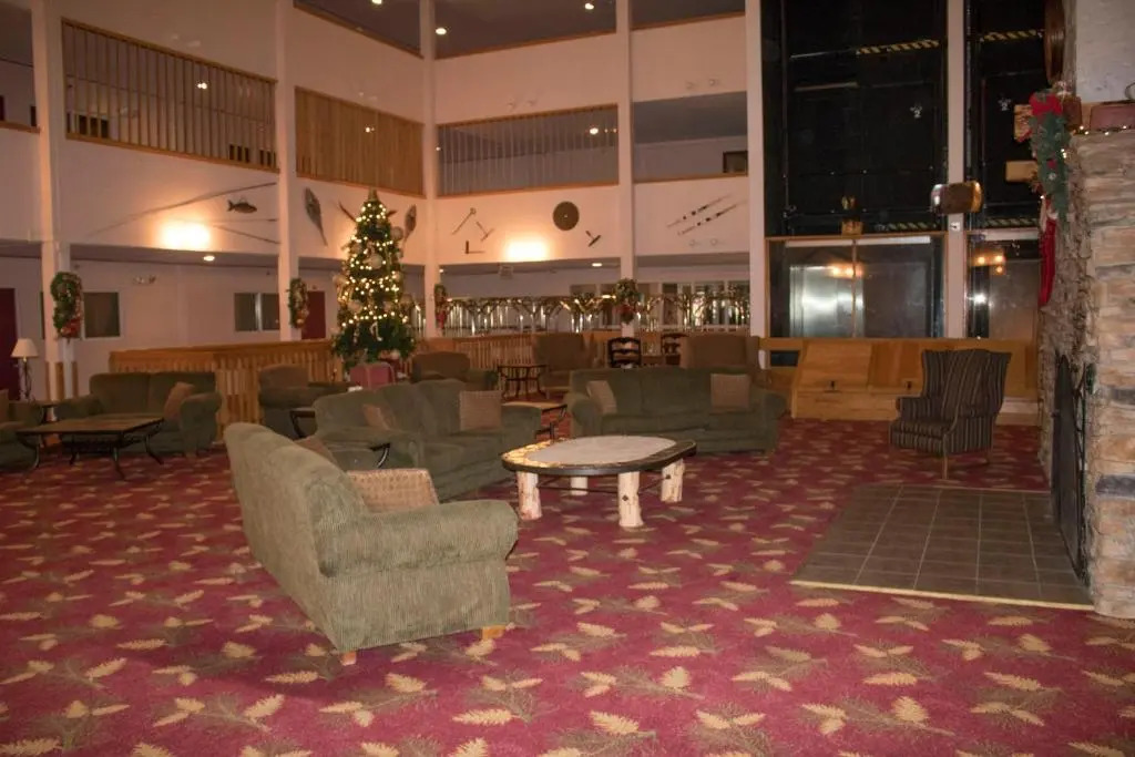 ML 345 Ski-InOut Slope Views Sleeps 6 Steps to Ballhooter