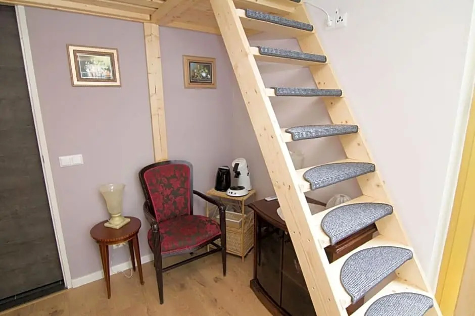 Marbles Inn