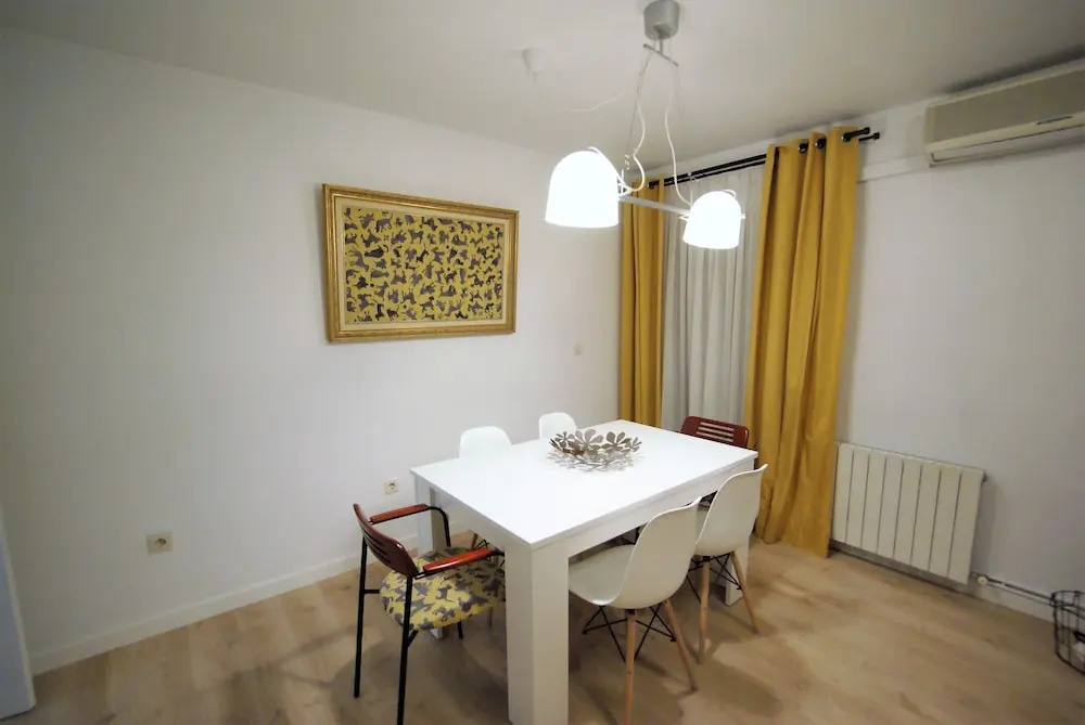 Italia 8 Apartment