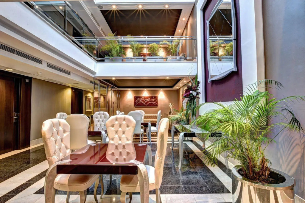 ArtPlatinum SUITES&APARTMENTS