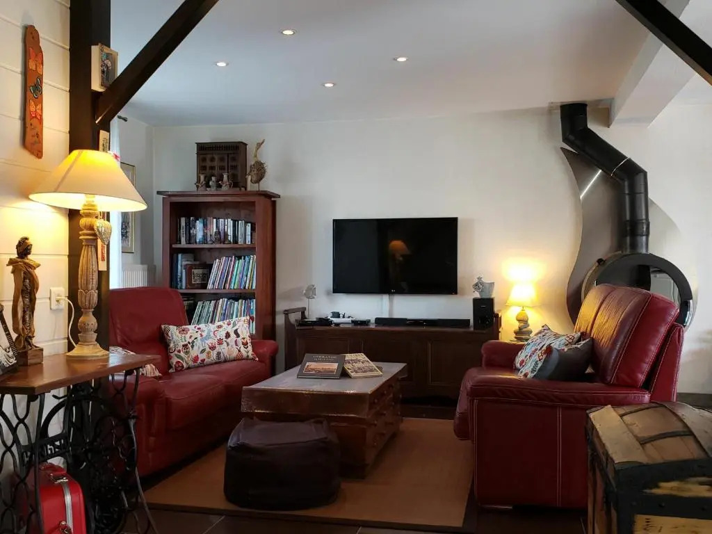 Maison cosy à Guérande, proche cité médiévale, avec jardin, terrasse, fibre et home cinéma. - FR-1-306-970