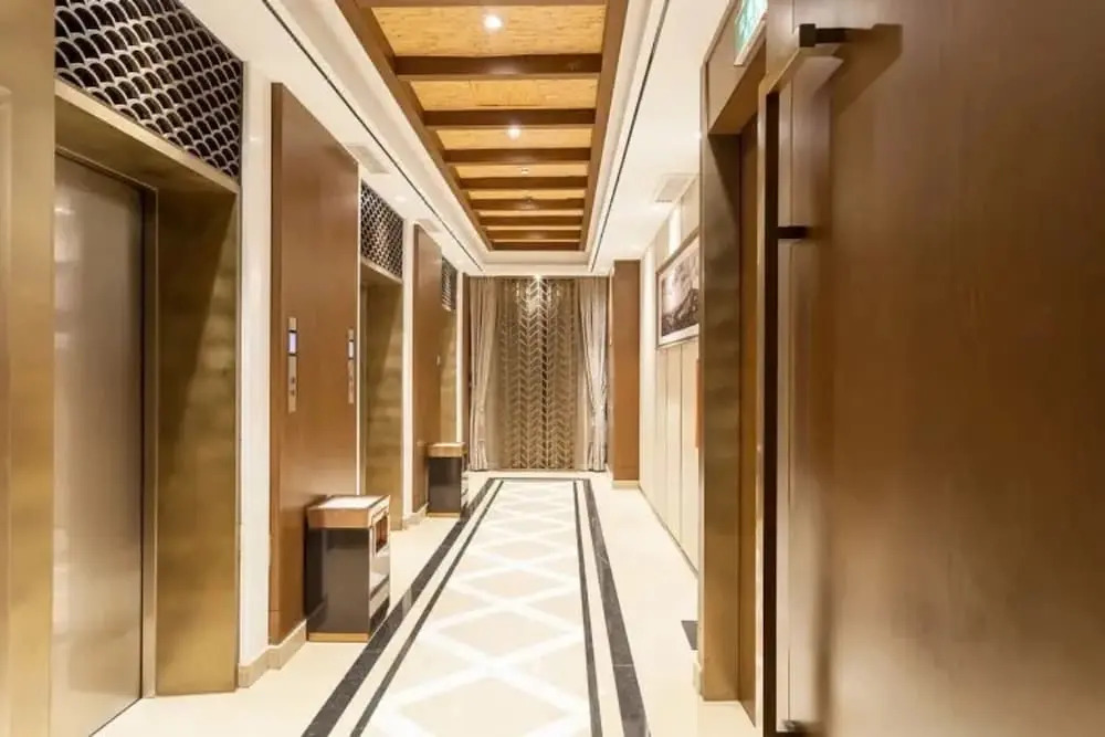 Global Hotel