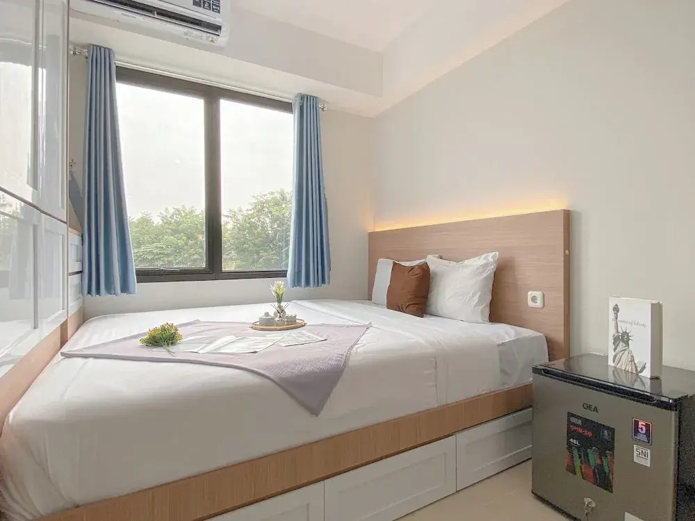 Studio Apartment At Meikarta Near Aeon Delta Mas
