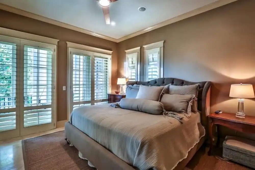 Dream Weaver 5 Bedroom Holiday Home by Five Star Properties