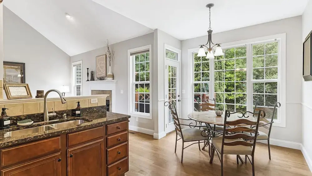 Fairview Vista by Avantstay 10 Mins to Asheville