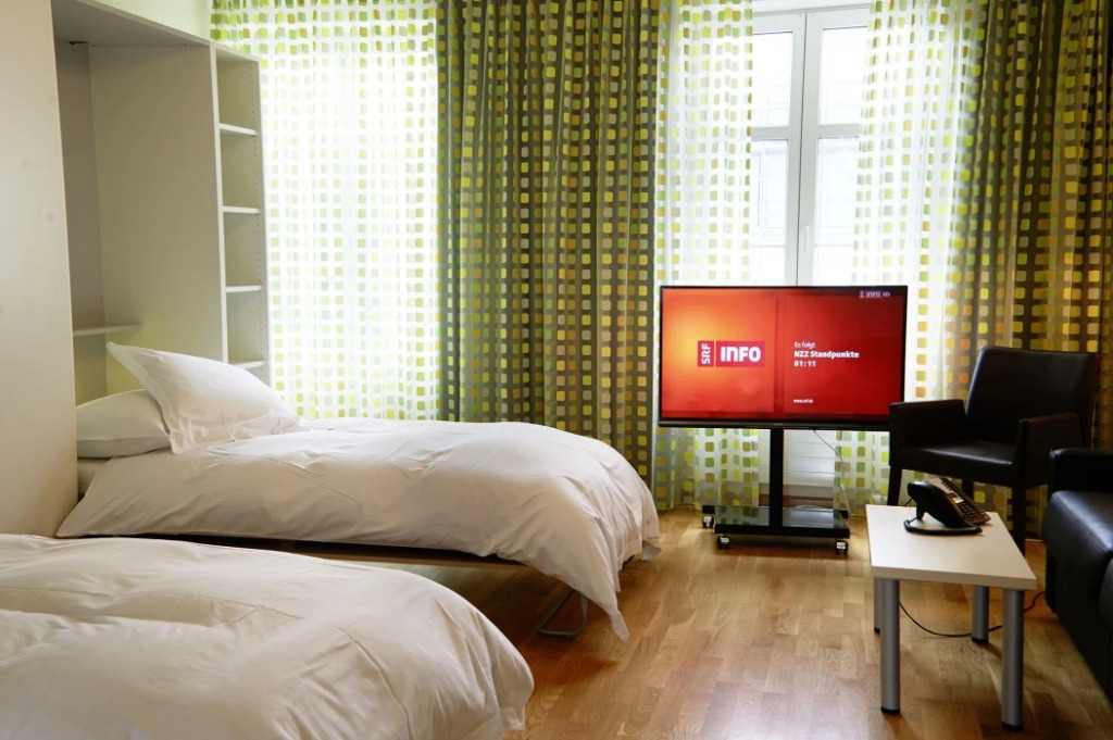 Apartment 79