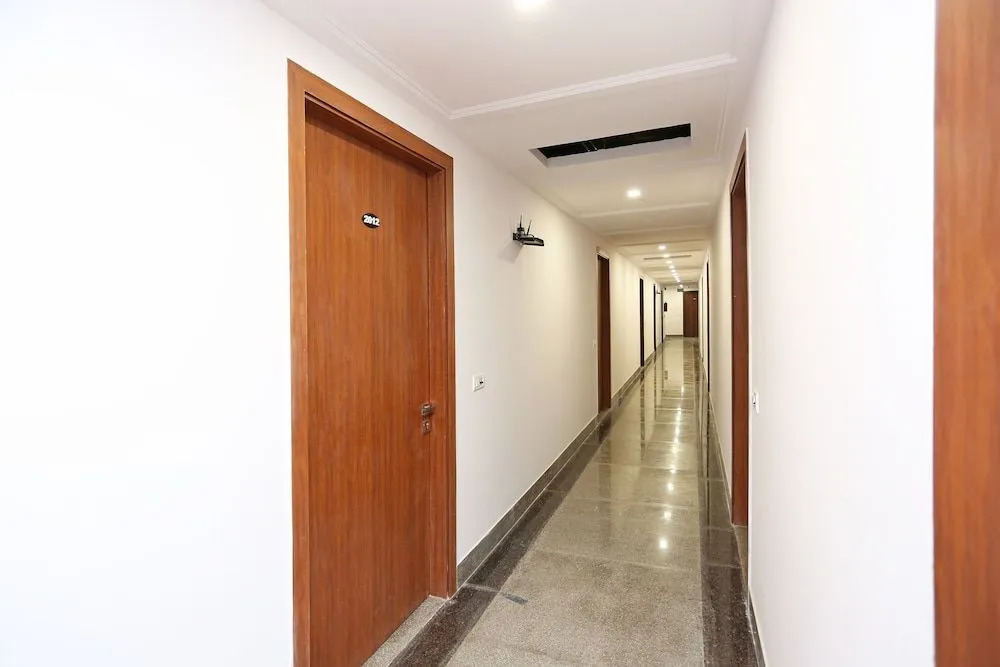 OYO 9268 Hotel Arch
