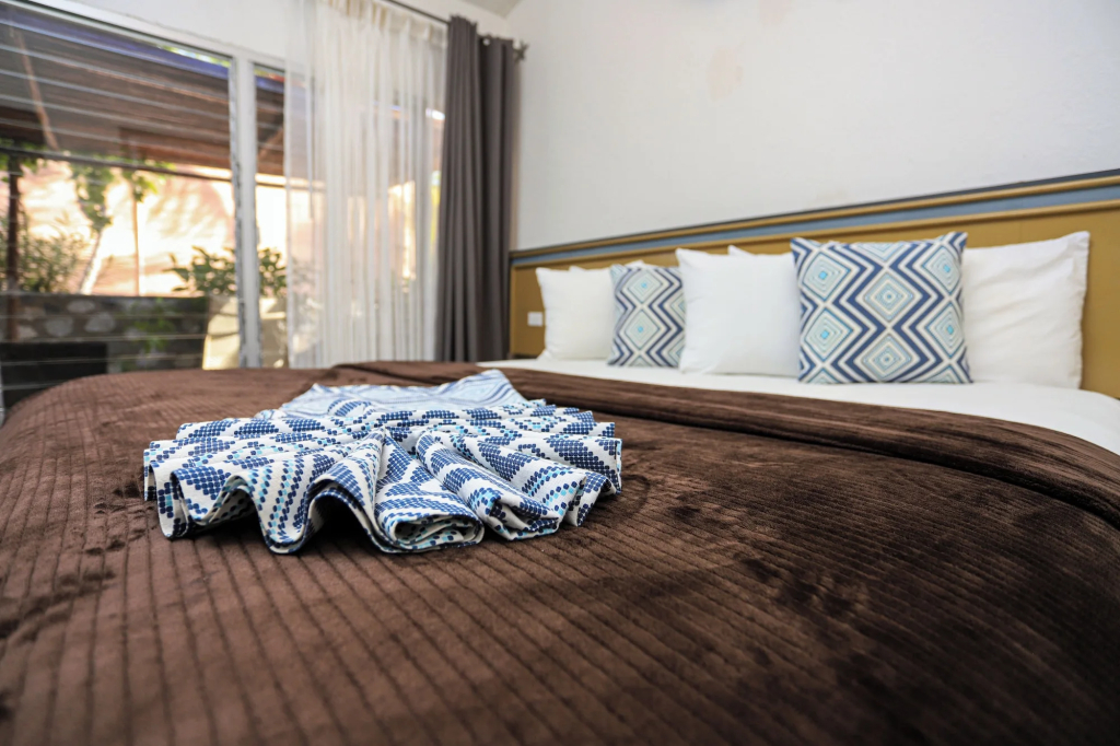 Buena Vista Oceanfront & Hot Springs Resort