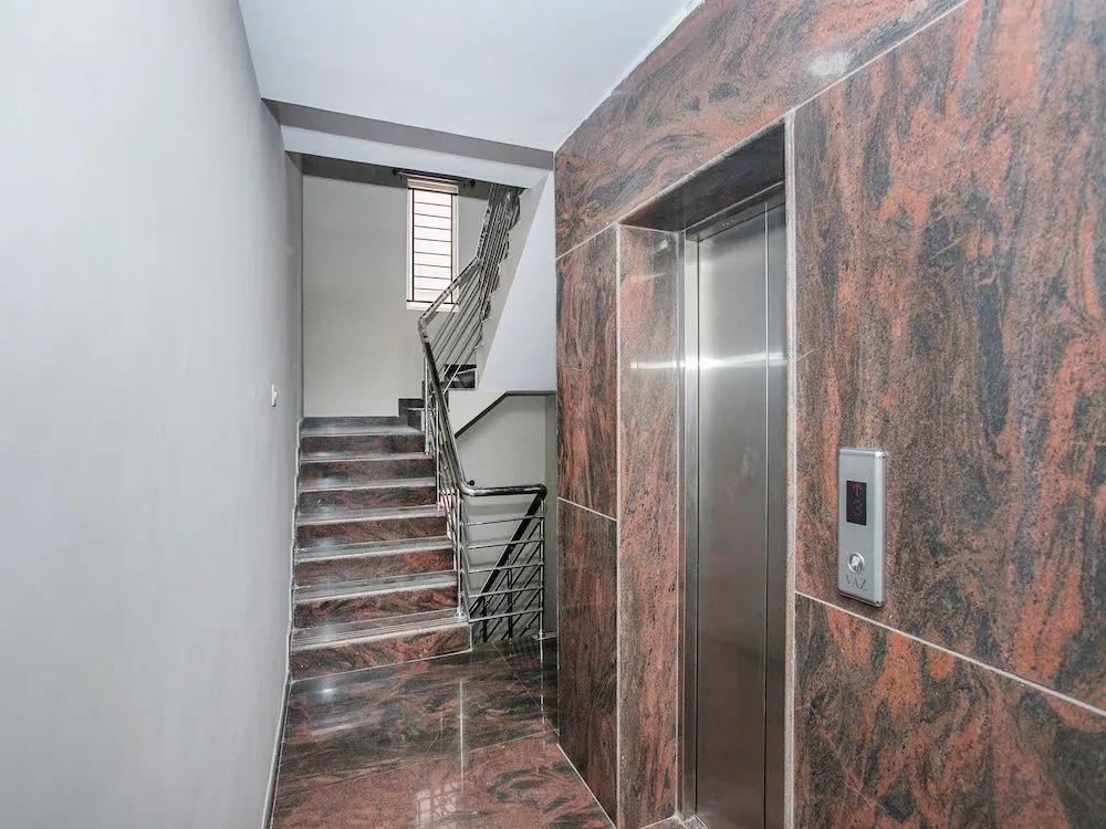 OYO 13596 Akshaya Residency