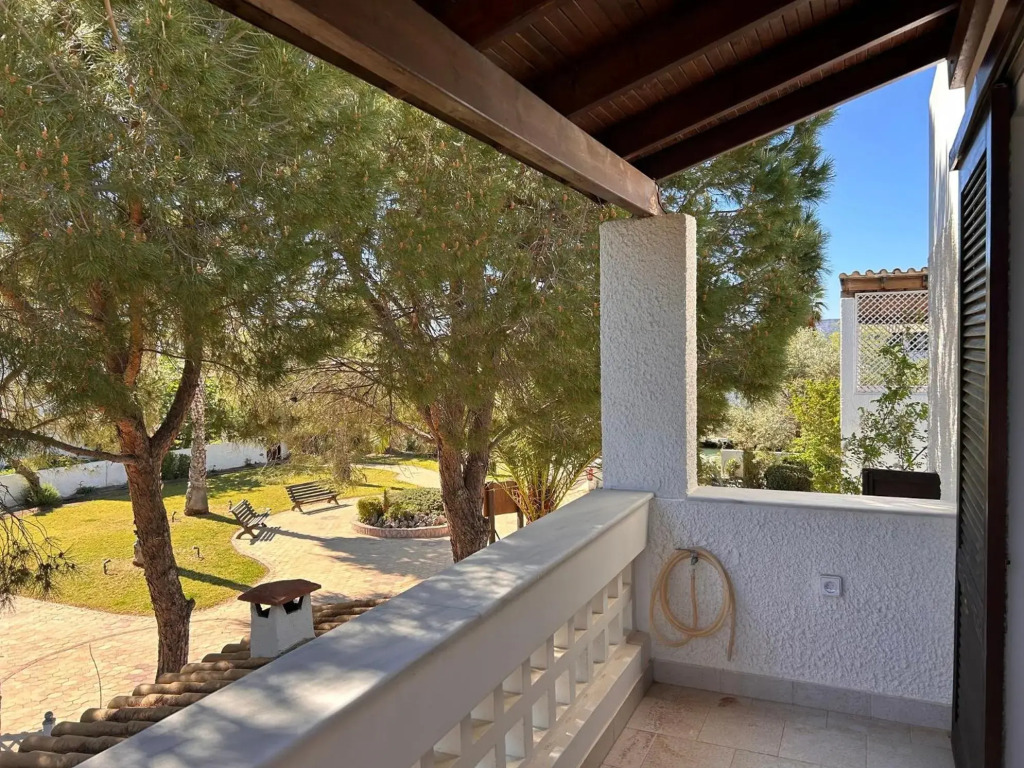 Villasonboard Dock Villa 3 Bed, 3 Bath, Canal, Greek Venice Porto Hydra