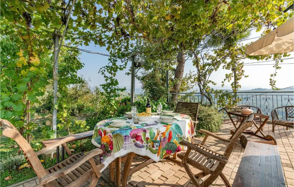 Awesome Home In Priocca With Wifi