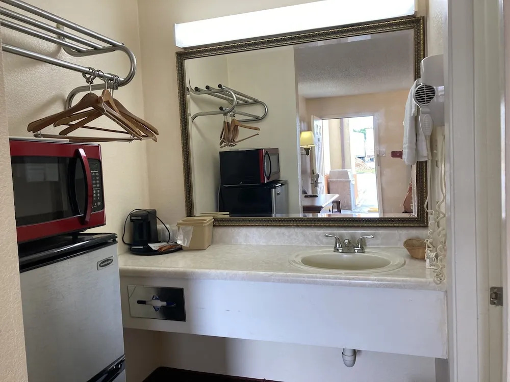Travel Inn
