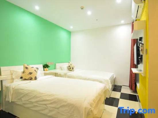 Nashanmen Boutique Inn (Sanya Bay Pedestrian Street)