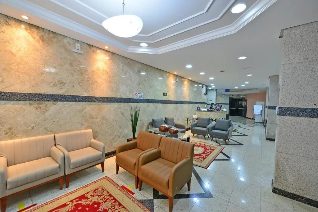 Vinds Plaza Hotel