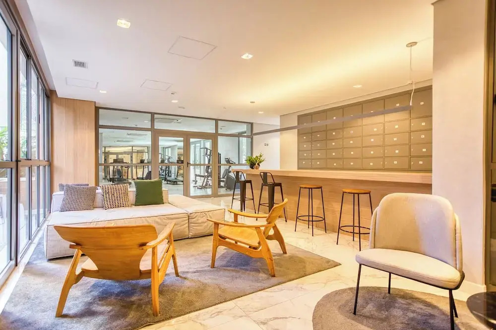 Flat na Vila Mariana c Varanda pr x ao Metr