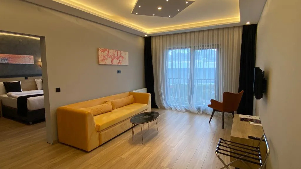 Yason Blue Hotel