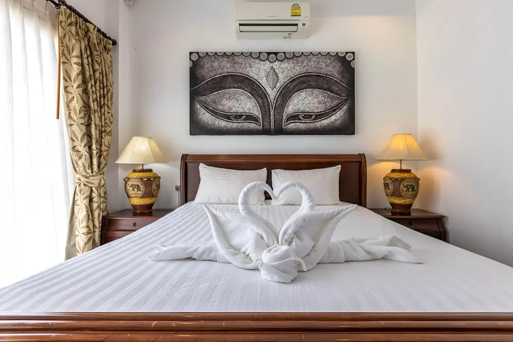 Private 3 Bedroom Pool Villa PP10