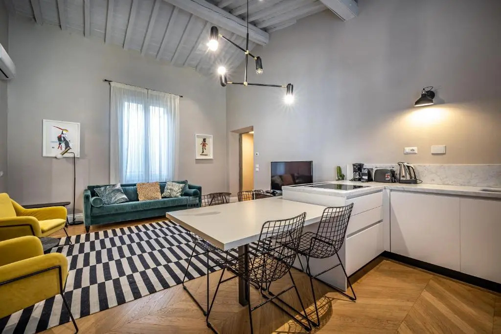 Hs4U Ricasoli Luxury apartment near Duomo N.2