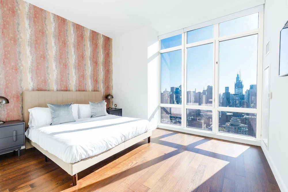Ny Finest Luxury Apartment