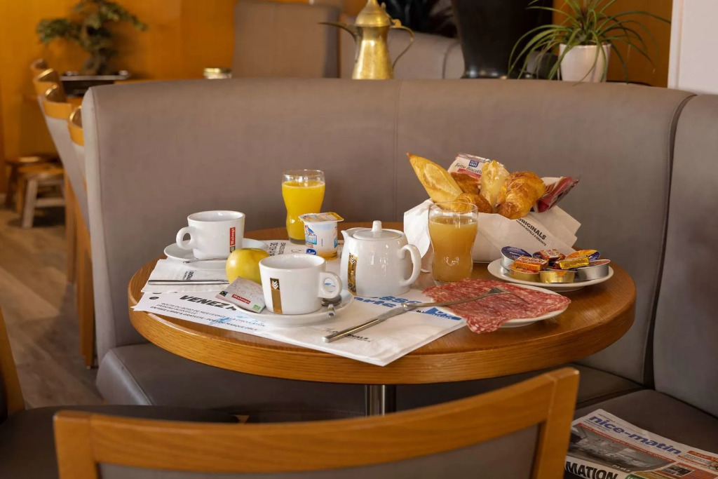 The Originals City, Hôtel Galaxie, Nice Aéroport