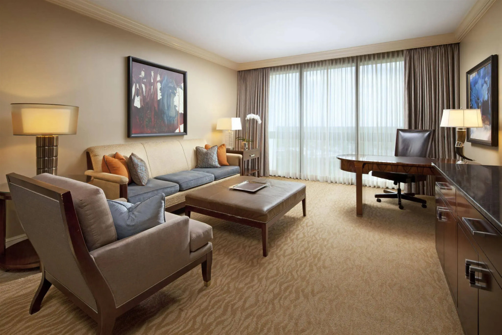 Houston Grand Hotel - River Oaks