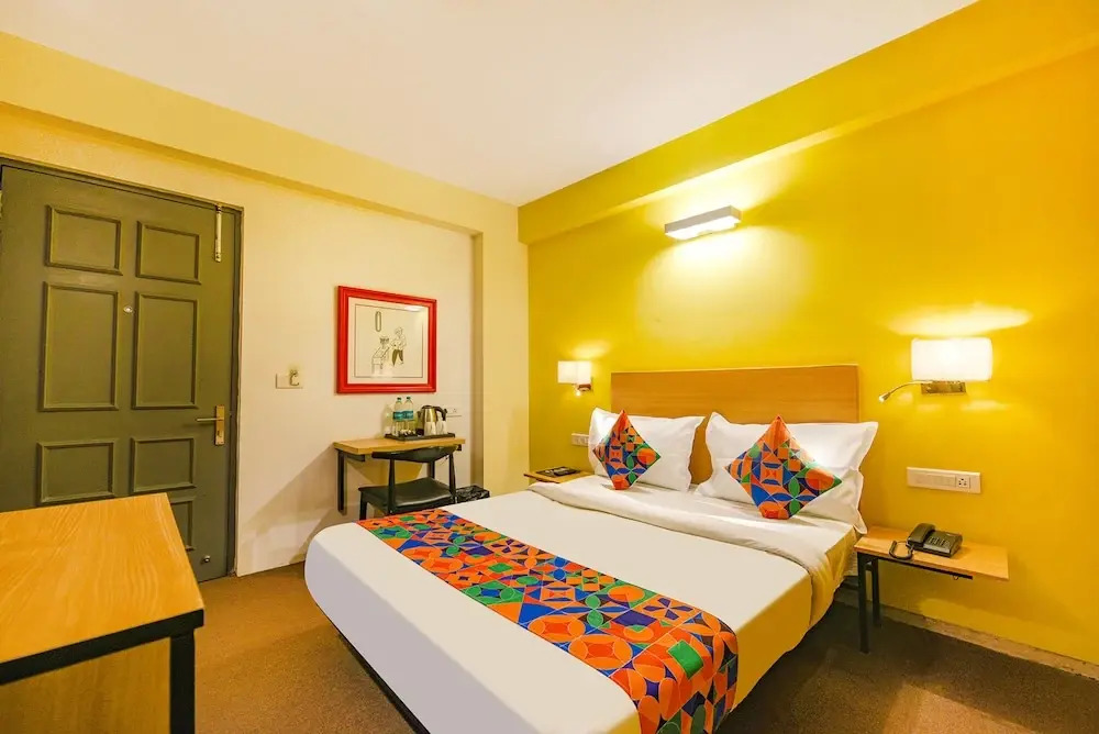 Fabhotel Old Meple Leaf- Golf Course Road & Sector 27
