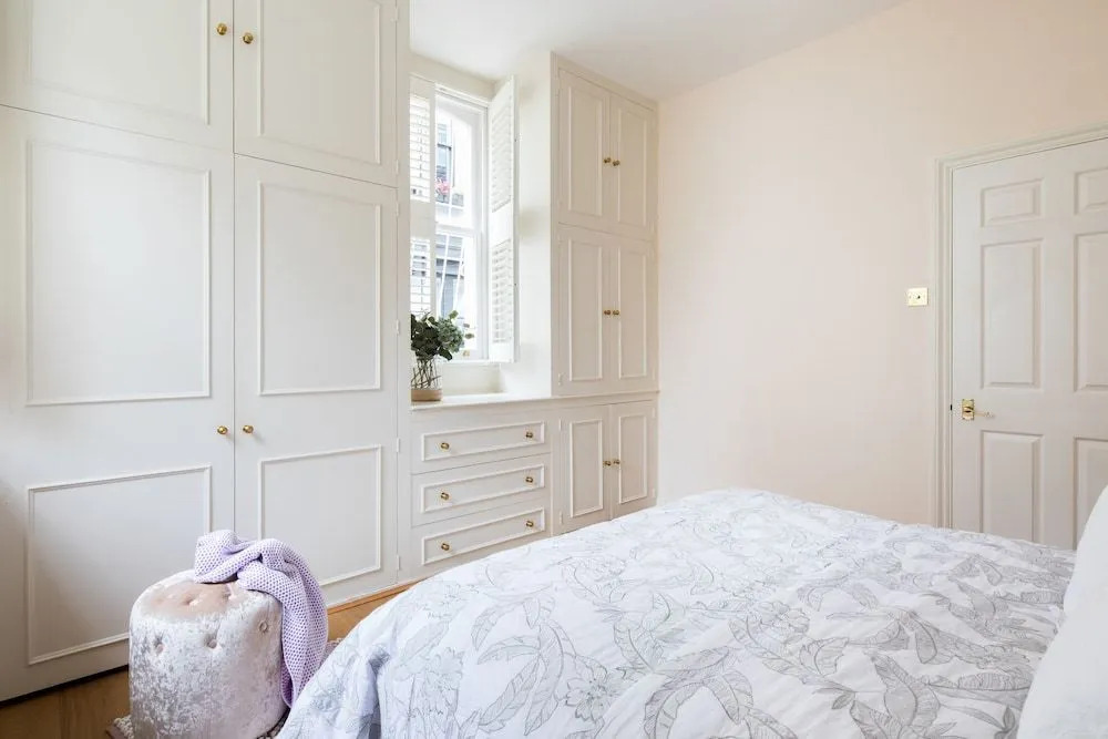 Cornwall Gardens by Lime Street
