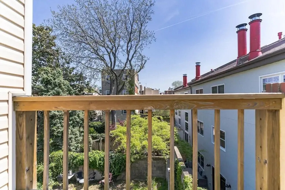 229 Fulton St