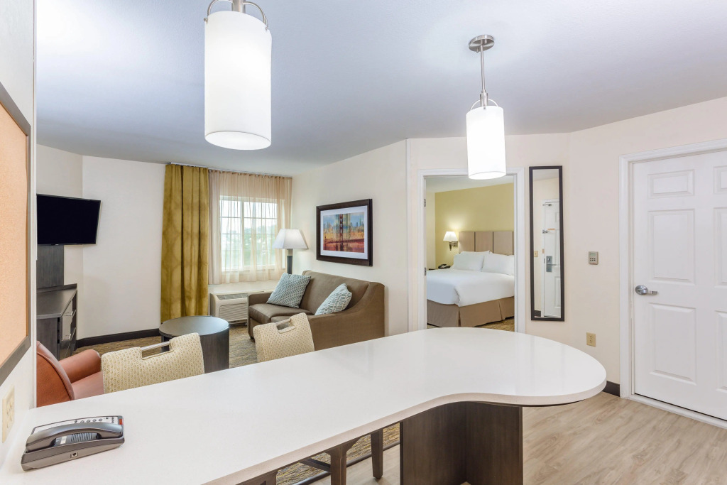 Candlewood Suites Secaucus by IHG