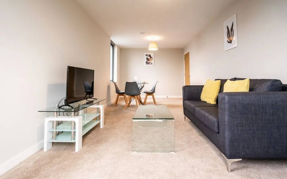 Beehosting Adelphi Wharf Apartments